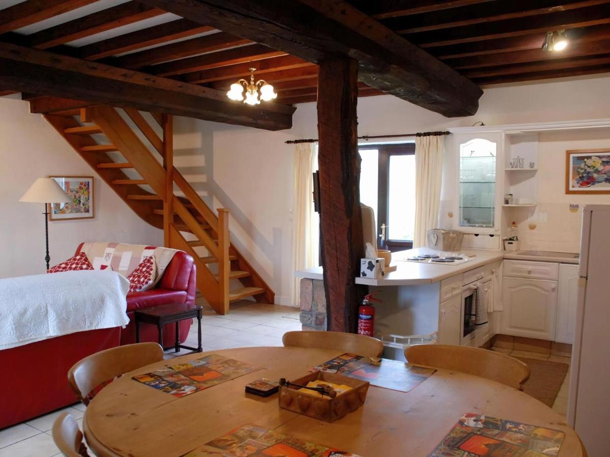 Holiday home In With Barbecue *
